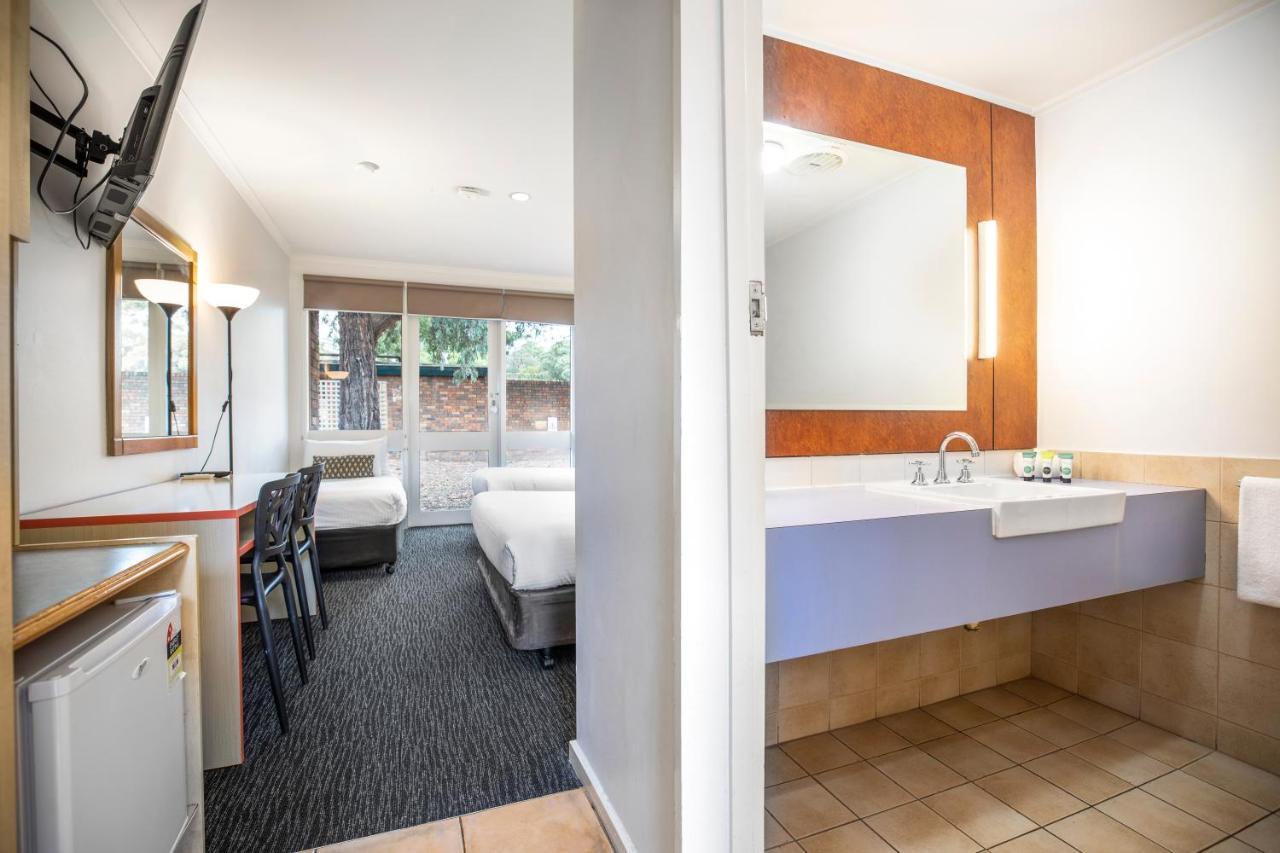 โรงแรมเบอร์วาล Nunawading ภายนอก รูปภาพ