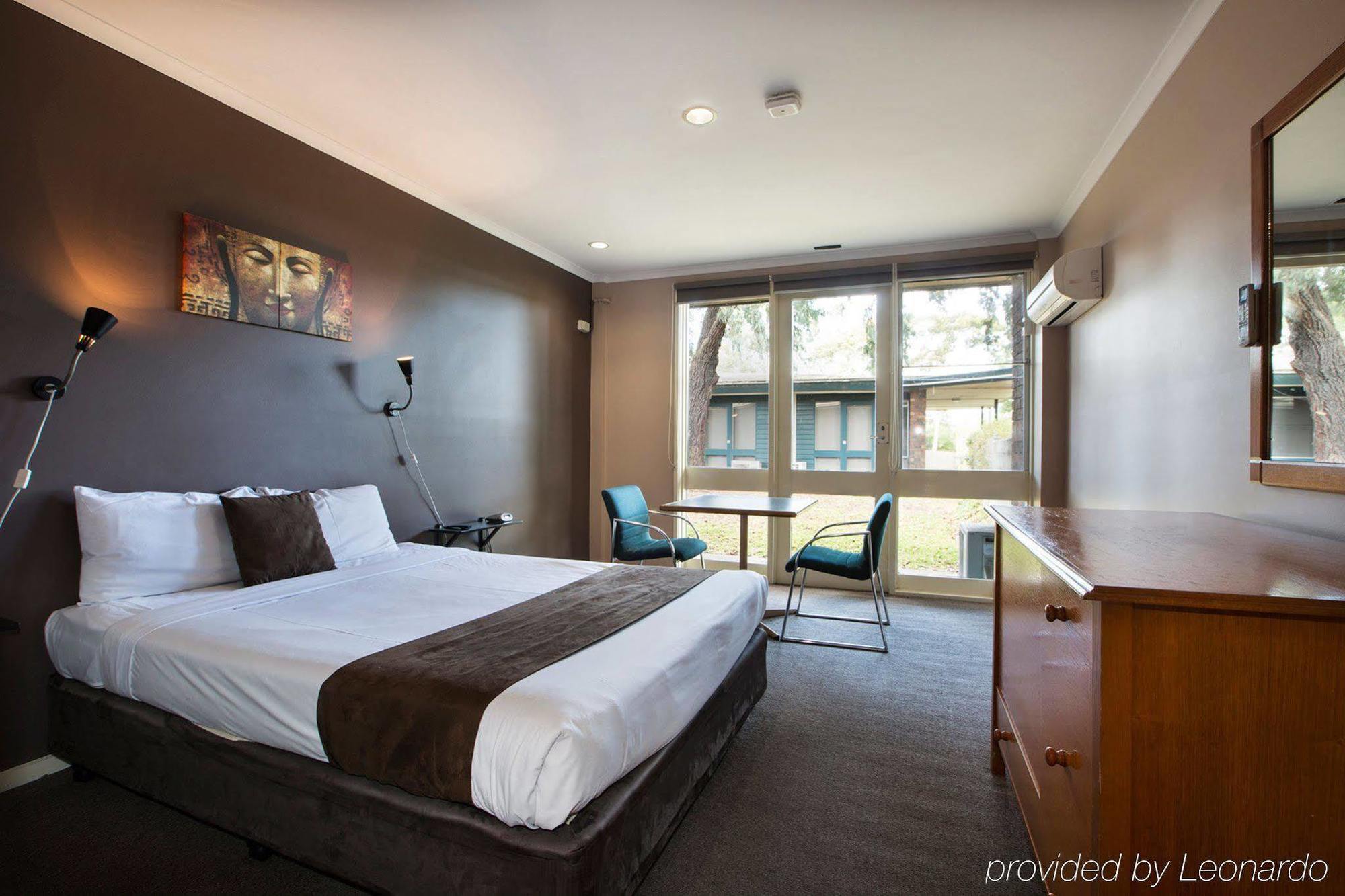 โรงแรมเบอร์วาล Nunawading ภายนอก รูปภาพ